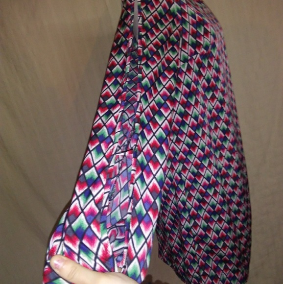 Peppernent Medium Dress - Picture 2 of 6